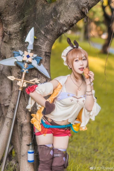Whooty 莱莎的炼金工房Cosplay – Atelier Ryza Amateur Sex Tapes