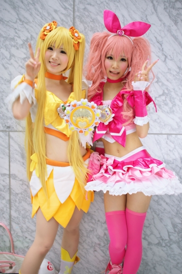 Pretty Cure Sunshine Cosplay Gallerie