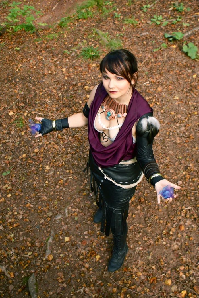 Perra Cute Cosplayer - Borderlands Dragon Age Vocaloid First Time