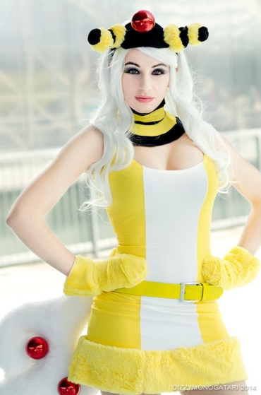 Pee Hot Cosplayers 44 – Dead Or Alive Final Fantasy Vii King Of Fighters